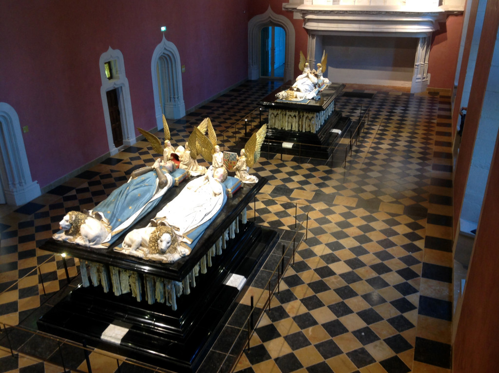 Salle des tombeaux des ducs de Bourgogne. © Jondi